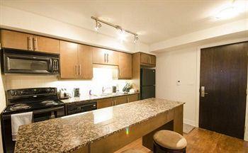 Royal Stays Suites - Blue Jays Way Toronto Eksteriør bilde